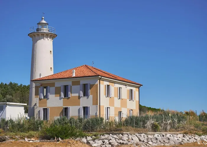 In A Seafront Building-beahost Apartmán