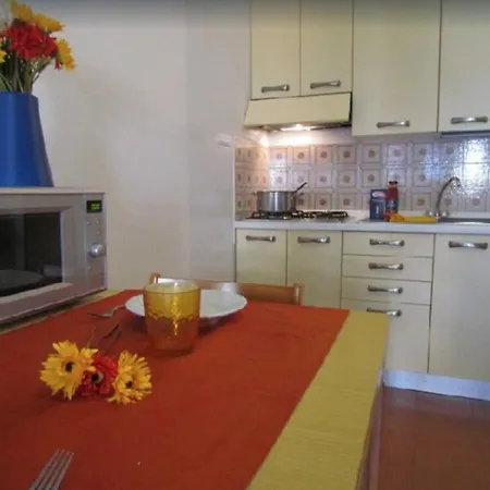 Lägenhet In A Seafront Building-beahost